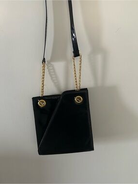 Vintage High Fashion Black Patent Crossbody Bag with Gold Chain Detail